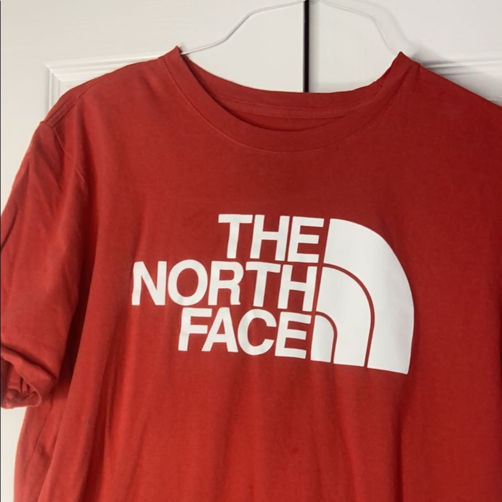 red north face unisex tee